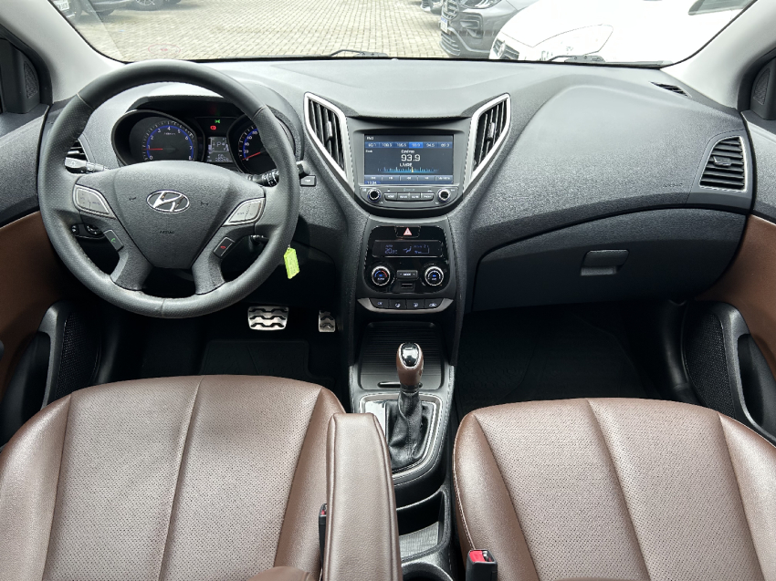 hyundai hb20x 1.6 16v premium flex 4p automatico 201810