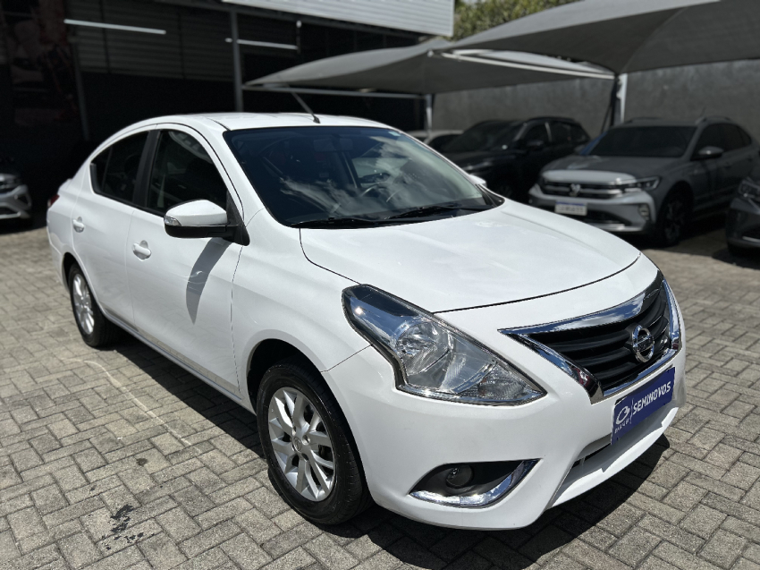 nissan versa 1.6 16v flexstart sv 4p xtronic flex automatico 2020