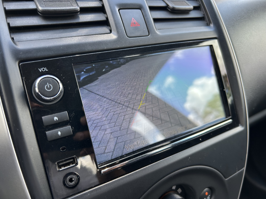 nissan versa 1.6 16v flexstart sv 4p xtronic flex automatico 202013