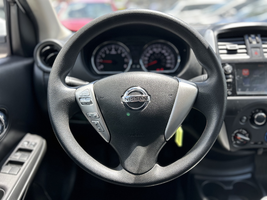 nissan versa 1.6 16v flexstart sv 4p xtronic flex automatico 202011