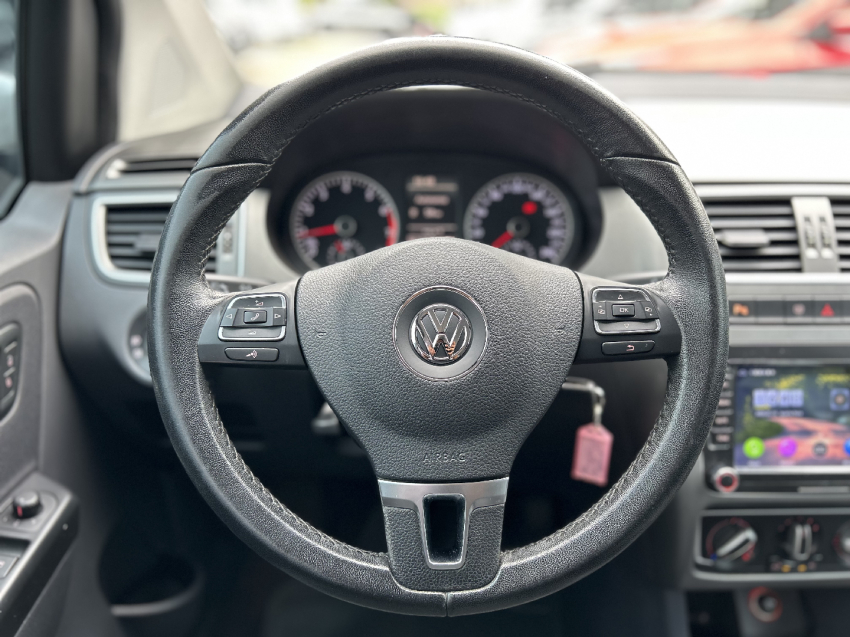 volkswagen fox 1.6 msi comfortline 8v flex 4p manual 201511