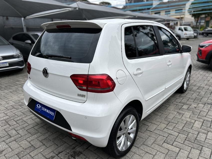 volkswagen fox 1.6 msi comfortline 8v flex 4p manual 20156