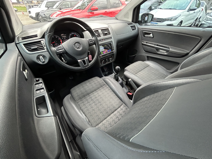 volkswagen fox 1.6 msi comfortline 8v flex 4p manual 20159