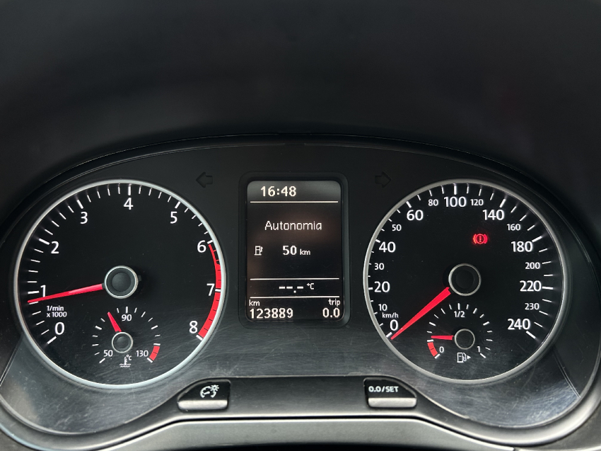 volkswagen fox 1.6 msi comfortline 8v flex 4p manual 201512