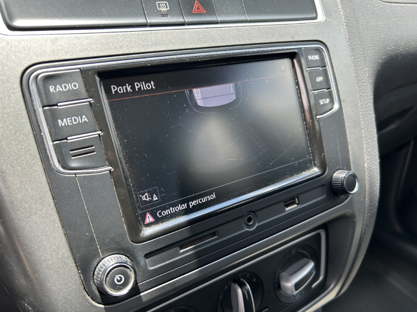 volkswagen fox 1.6 msi total flex connect 4p manual 201913