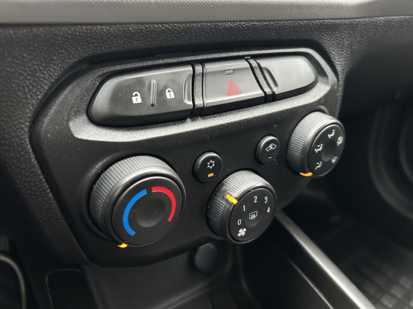 chevrolet prisma 1.0 mpfi joy 8v flex 4p manual 201714