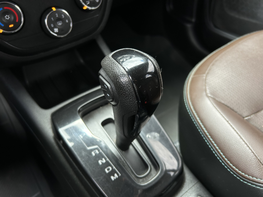 chevrolet spin 1.8 premier 8v flex 4p automatico 202015