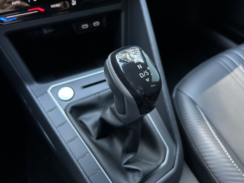 volkswagen nivus 1.0 200 tsi total flex highline automatico 4p 202615