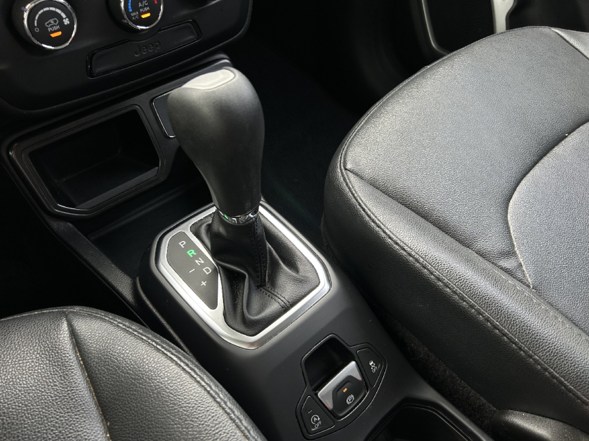 jeep renegade 1.8 16v flex sport 4p automatico 202115