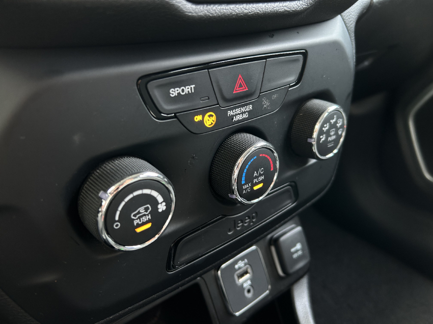 jeep renegade 1.8 16v flex sport 4p automatico 202114