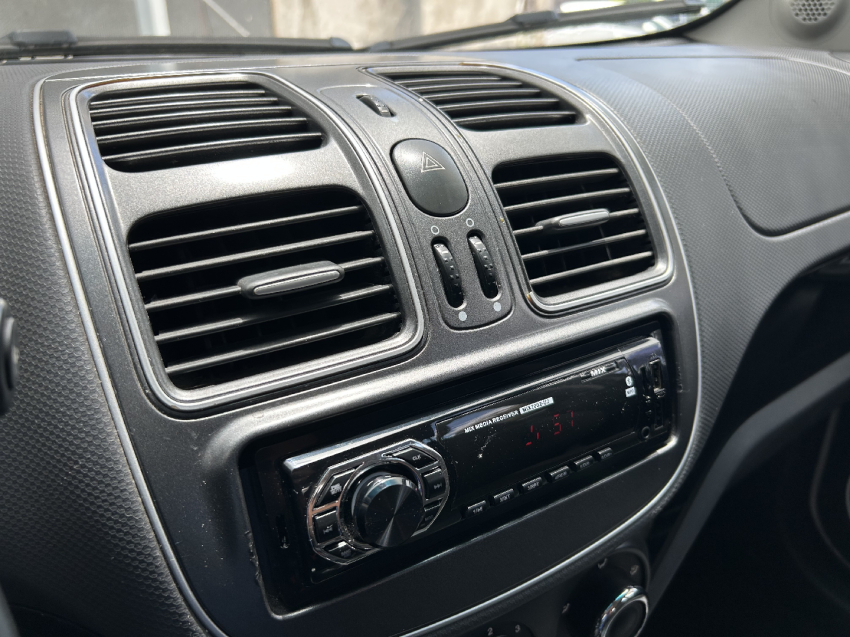 fiat palio 1.0 mpi attractive 8v flex 4p manual 201713