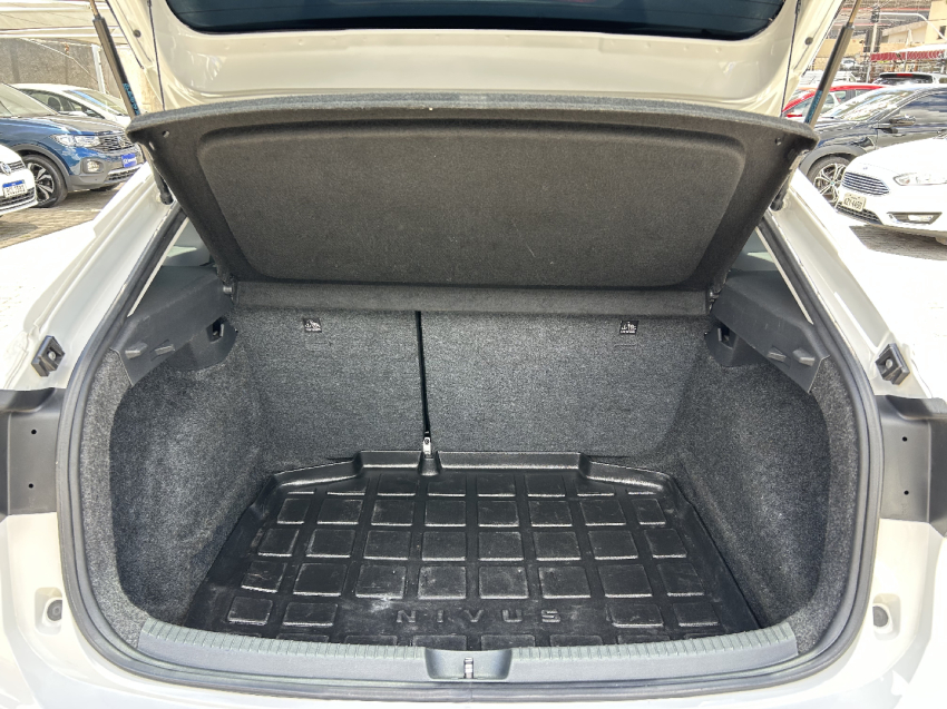 volkswagen nivus 1.0 200 tsi total flex comfortline automatico 4p 20238