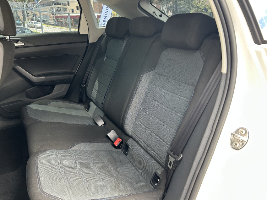 volkswagen nivus 1.0 200 tsi total flex comfortline automatico 4p 202318