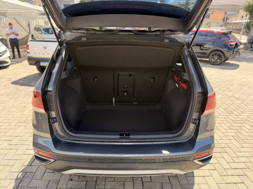 volkswagen taos 1.4 250 tsi total flex highline automatico 4p 202216