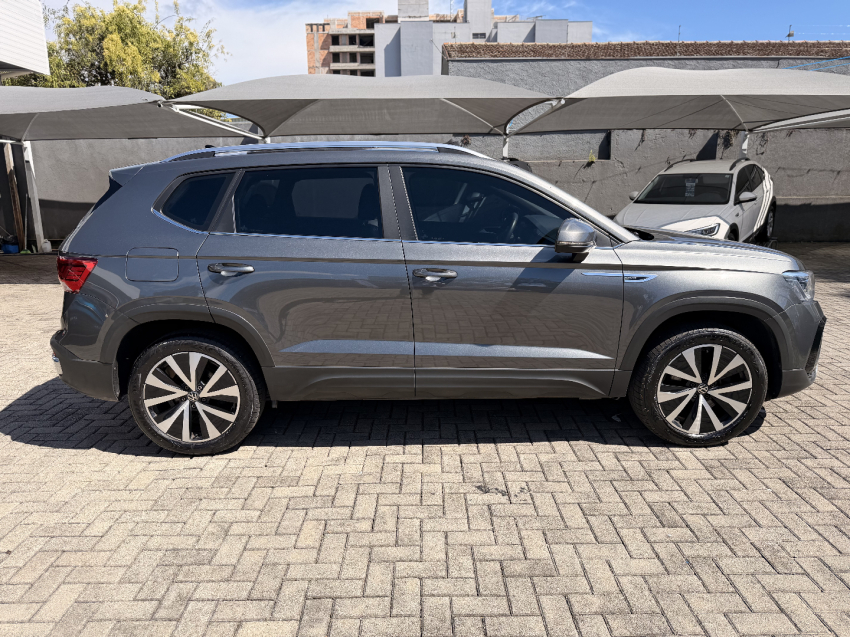 volkswagen taos 1.4 250 tsi total flex highline automatico 4p 20222