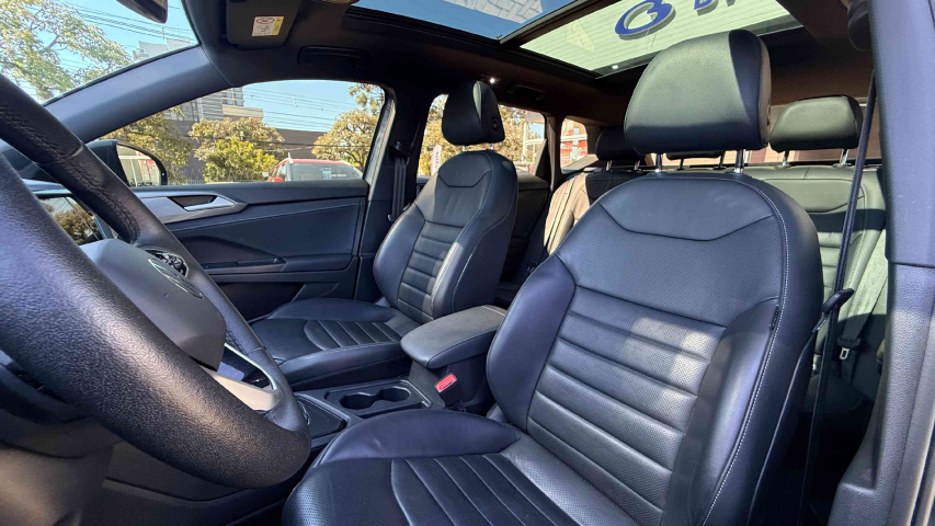 volkswagen taos 1.4 250 tsi total flex highline automatico 4p 202414