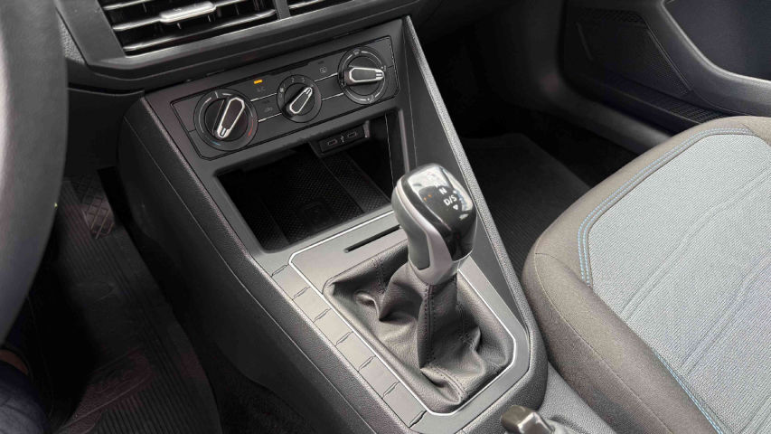 volkswagen nivus 1.0 200 tsi total flex comfortline automatico 4p 202414