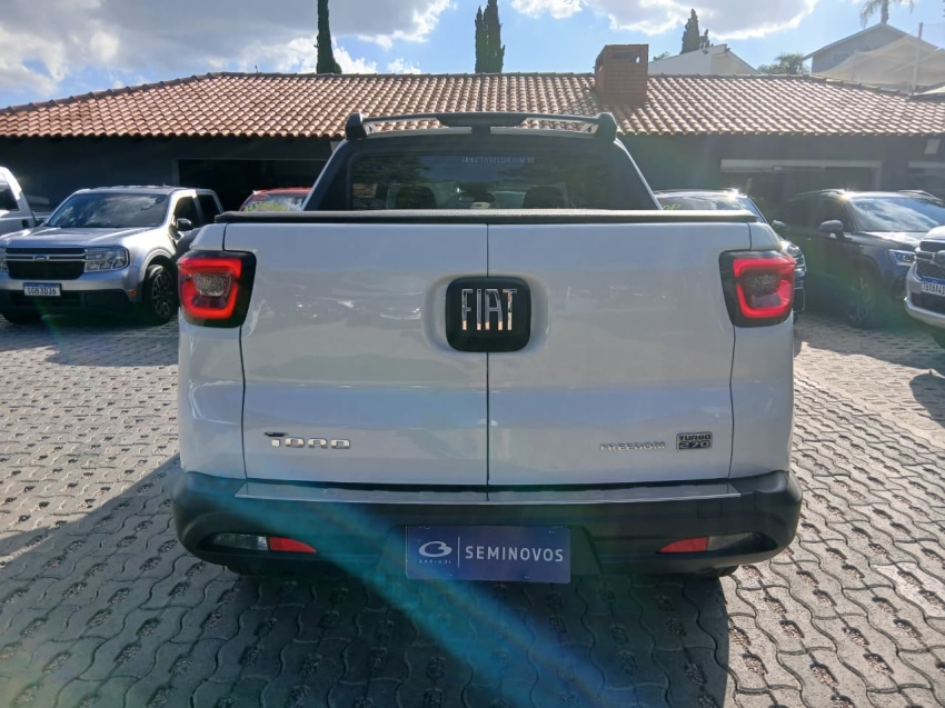 fiat toro 1.3 turbo 270 flex freedom at6 4p automatico 20255