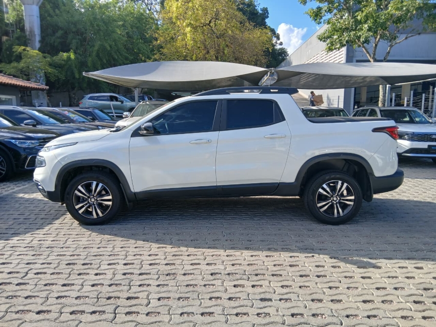 fiat toro 1.3 turbo 270 flex freedom at6 4p automatico 20253