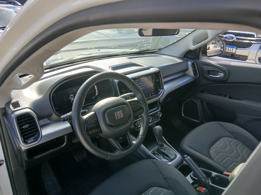 fiat toro 1.3 turbo 270 flex freedom at6 4p automatico 202510