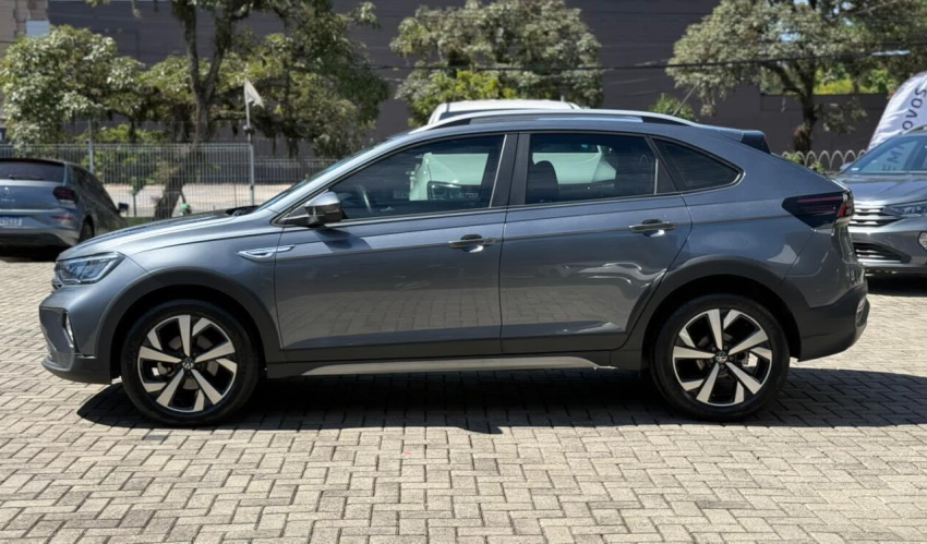 volkswagen nivus 1.0 200 tsi total flex highline automatico 4p 202410