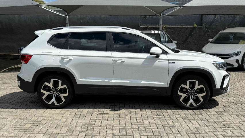 volkswagen taos 1.4 250 tsi total flex highline automatico 4p 20243