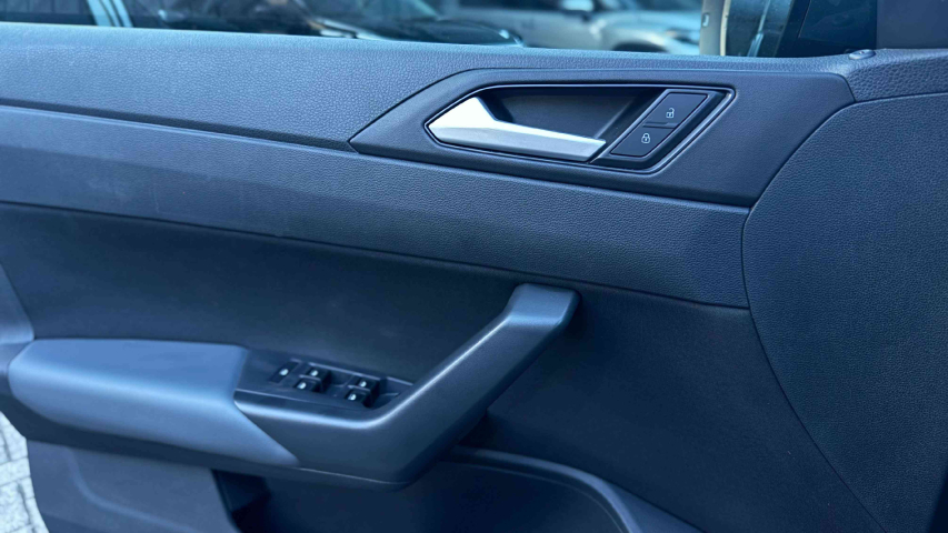 volkswagen nivus 1.0 200 tsi total flex highline automatico 4p 202417