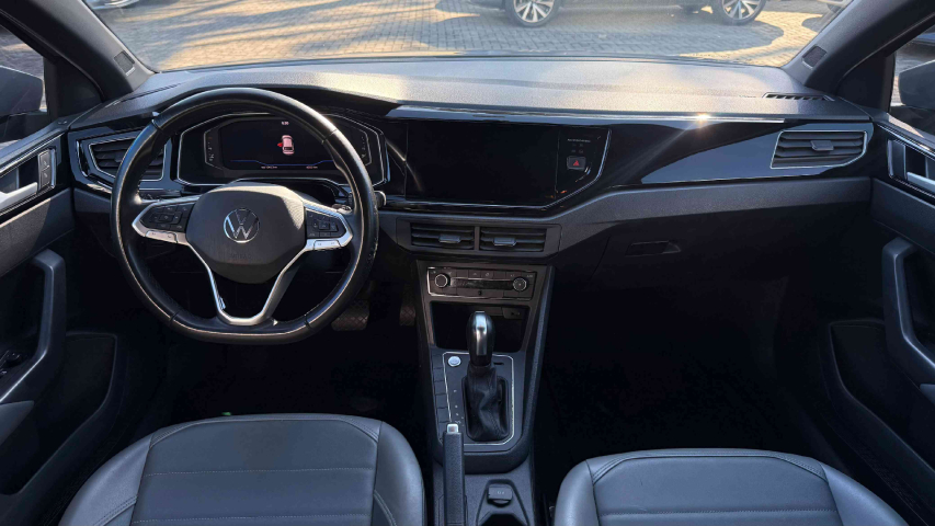 volkswagen nivus 1.0 200 tsi total flex highline automatico 4p 202112