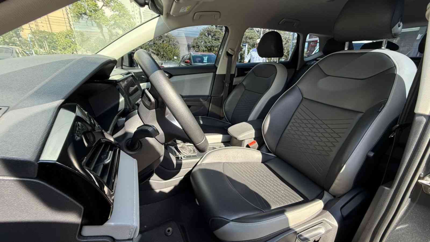 volkswagen taos 1.4 250 tsi total flex comfortline automatico 4p 202310