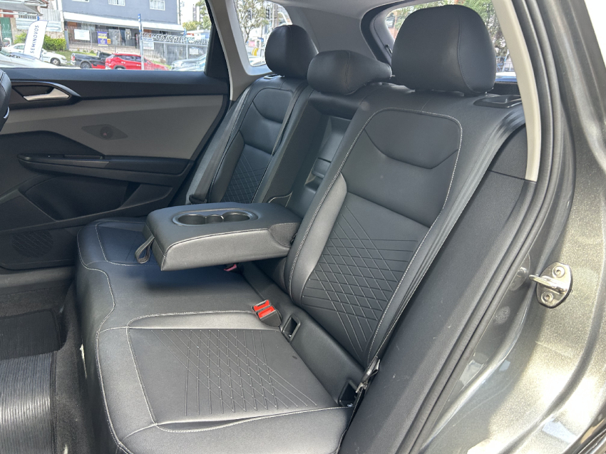 volkswagen taos 1.4 250 tsi total flex comfortline automatico 4p 202317