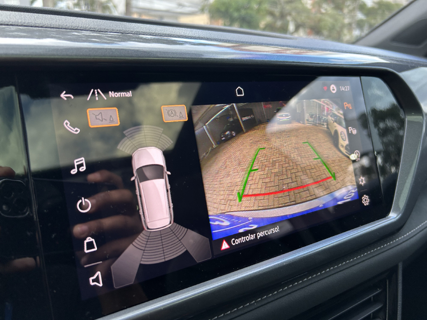 volkswagen taos 1.4 250 tsi total flex highline automatico 4p 202413