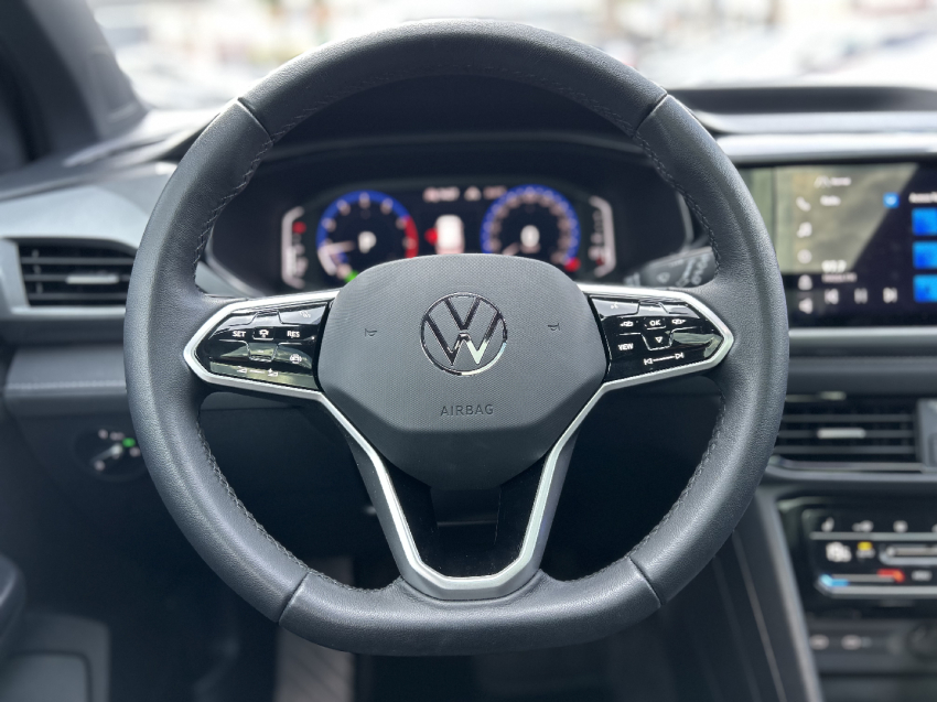 volkswagen taos 1.4 250 tsi total flex highline automatico 4p 202411