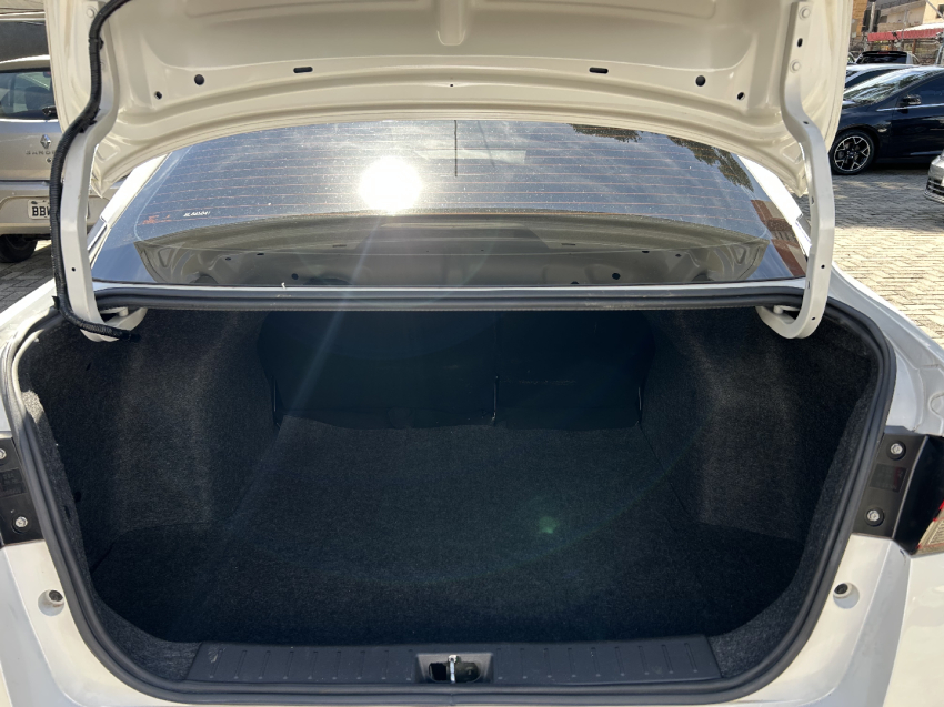 nissan versa 1.6 16v flex advance xtronic 4p automatico 20248