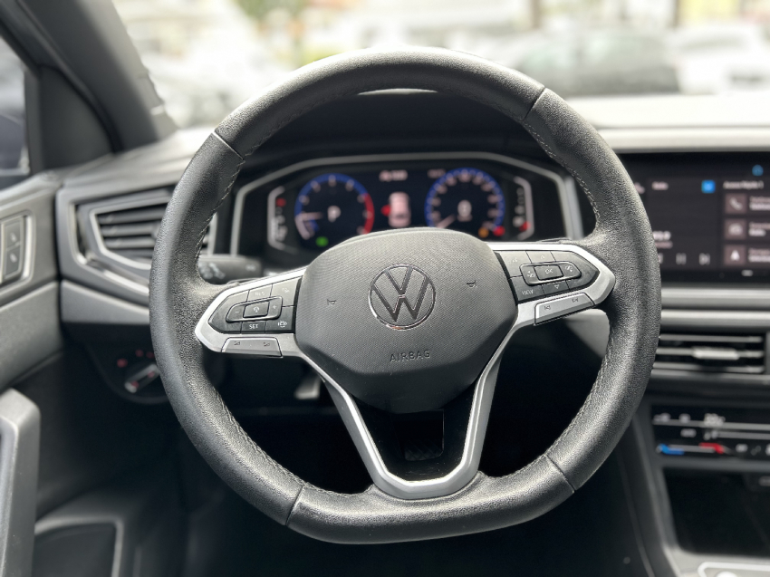 volkswagen nivus 1.0 200 tsi total flex highline automatico 4p 202411