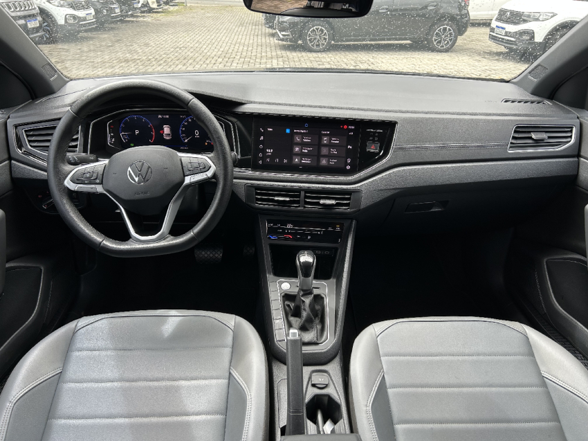 volkswagen nivus 1.0 200 tsi total flex highline automatico 4p 202410