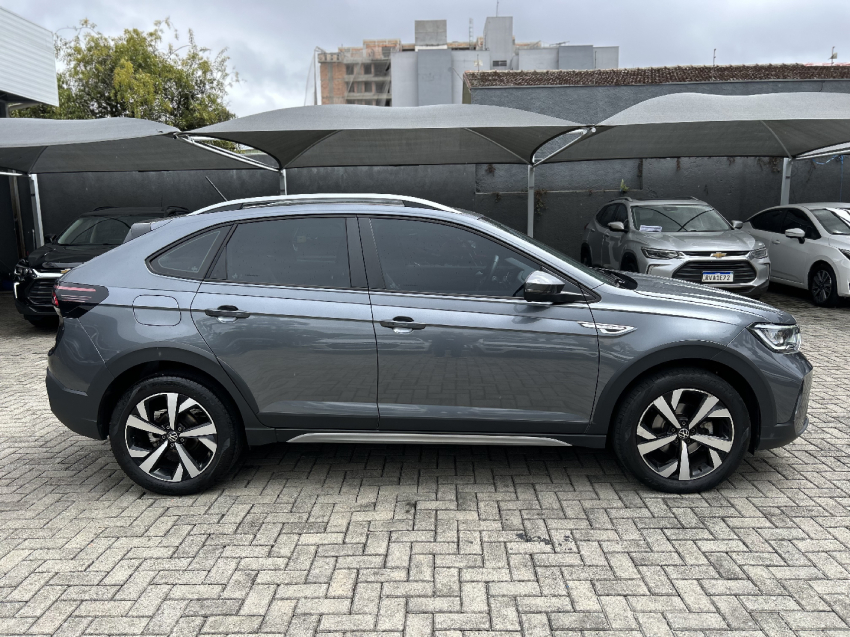 volkswagen nivus 1.0 200 tsi total flex highline automatico 4p 20247