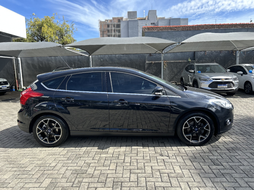 ford focus 2.0 titanium 16v flex 4p powershift automatico 20157