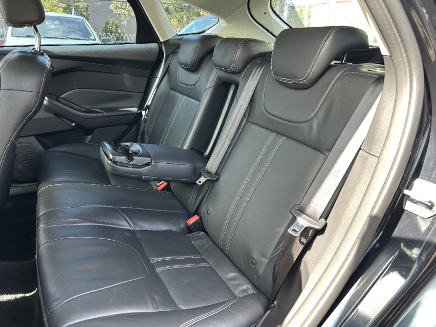 ford focus 2.0 titanium 16v flex 4p powershift automatico 201517