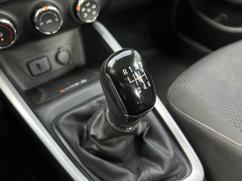 chevrolet onix 1.0 turbo flex plus lt manual 4p 202015