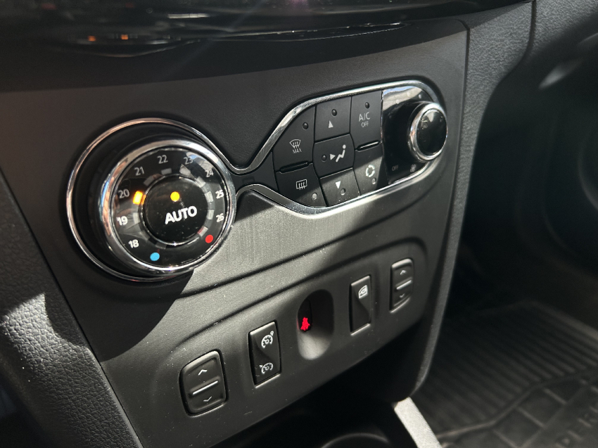 renault sandero 1.6 16v sce flex stepway easy-r 4p manual 201814