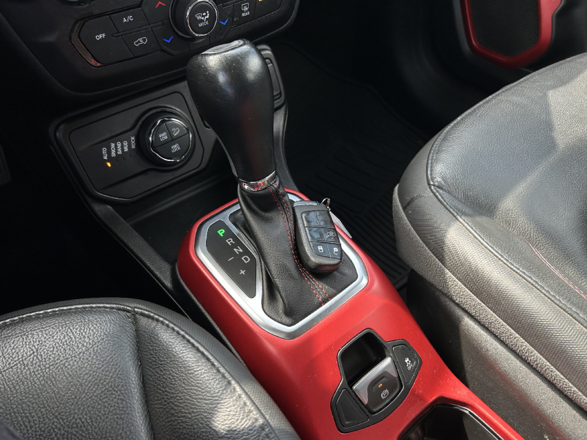 jeep renegade 2.0 16v turbo diesel trailhawk 4p 4x4 automatico 201916