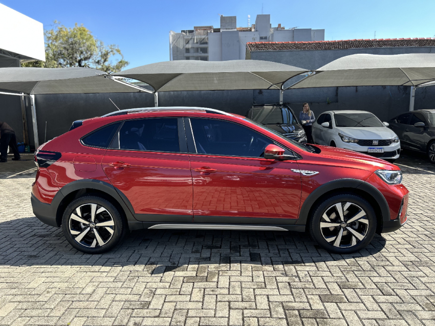 volkswagen nivus 1.0 200 tsi total flex highline automatico 4p 20217
