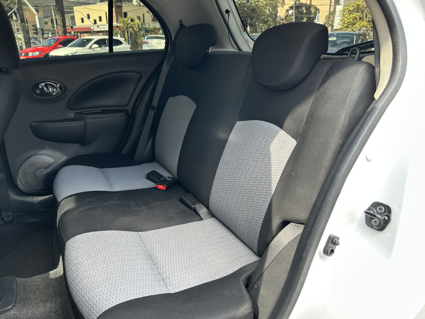 nissan march 1.6 s 16v flex 4p manual 201416