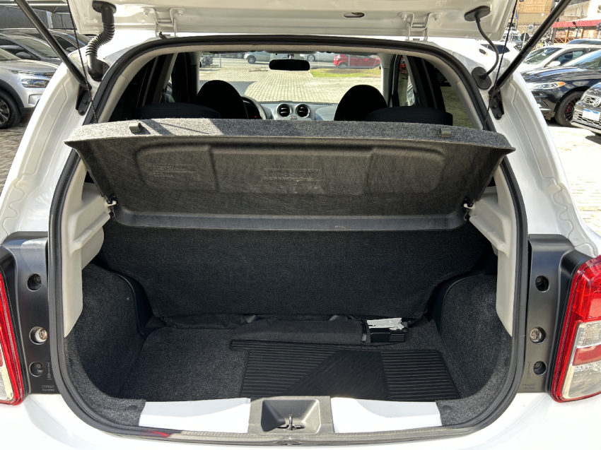 nissan march 1.6 s 16v flex 4p manual 20148