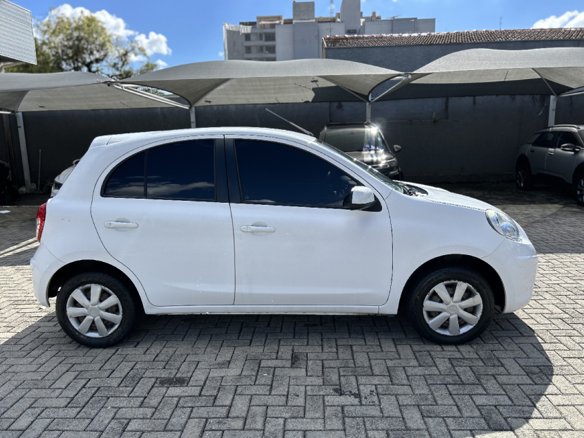 nissan march 1.6 s 16v flex 4p manual 20147