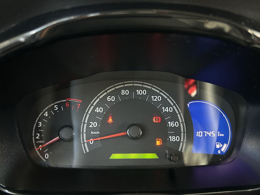 renault kwid 1.0 12v sce flex outsider manual 4p 202013