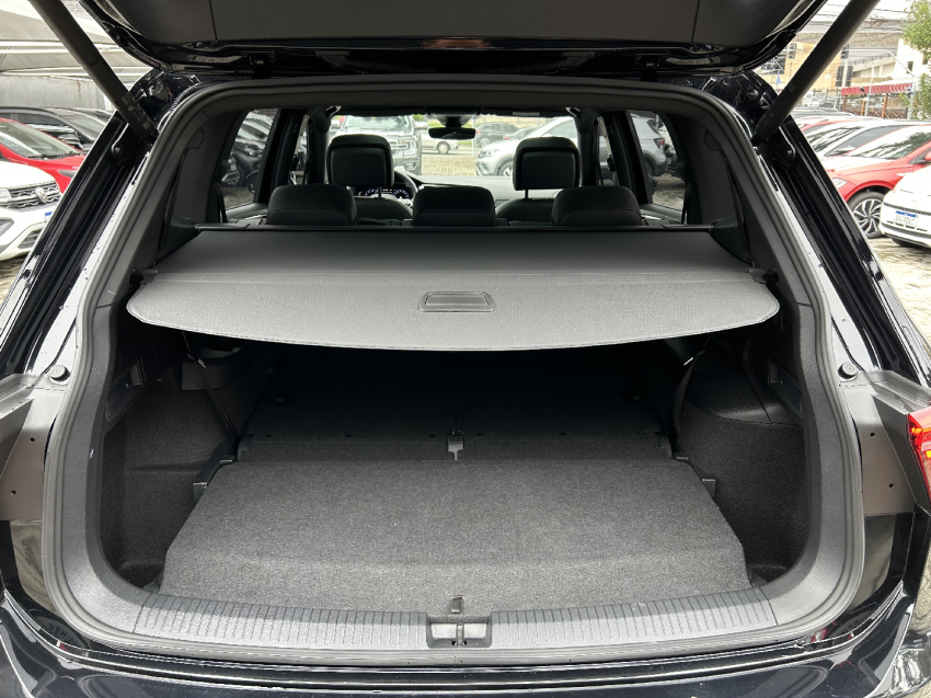 volkswagen tiguan 2.0 300 tsi gasolina allspace r-line automatico 4p 202511