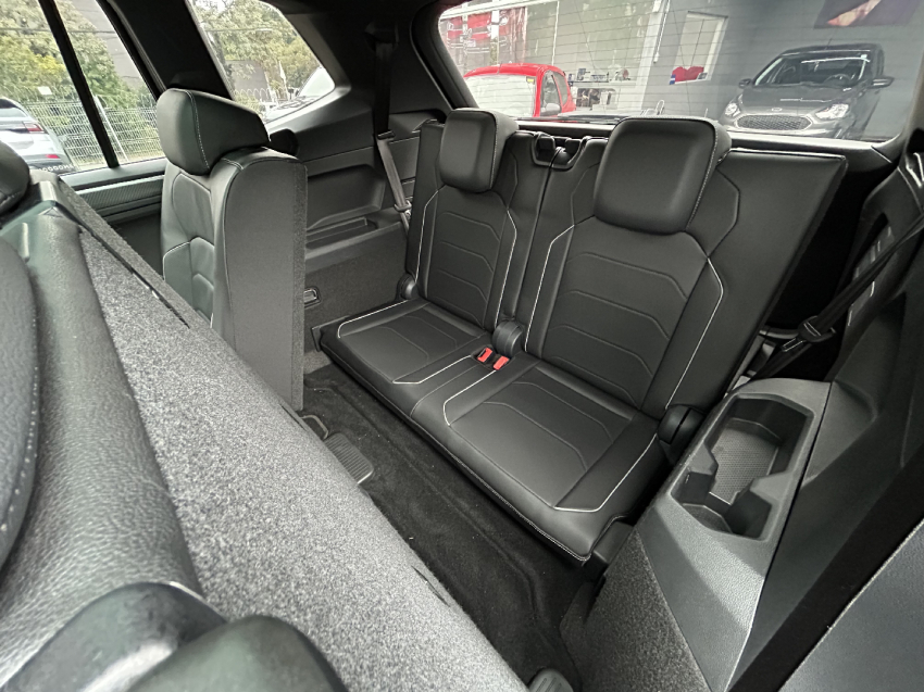 volkswagen tiguan 2.0 300 tsi gasolina allspace r-line automatico 4p 202522