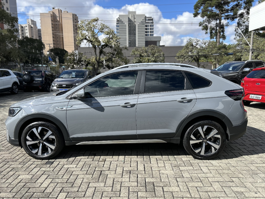 volkswagen nivus 1.0 200 tsi total flex highline automatico 4p 20243