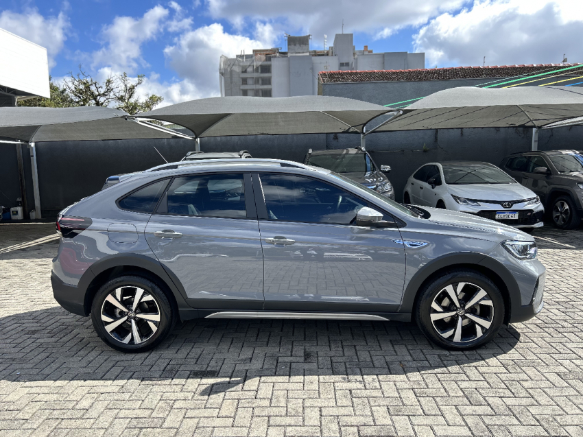 volkswagen nivus 1.0 200 tsi total flex highline automatico 4p 20247